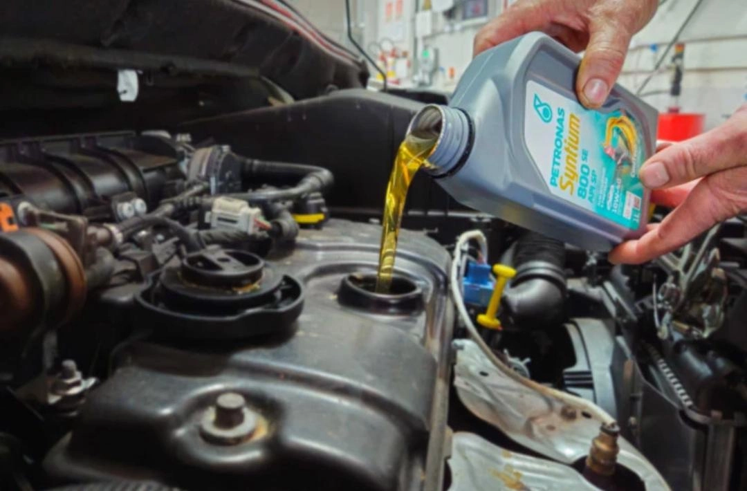 Controle de Troca de Óleo Como um Sistema de Gestão pode prolongar a vida Útil da sua frota